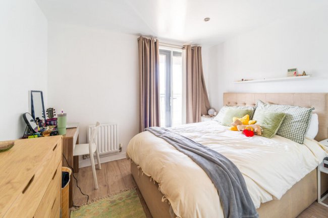 Flat 2, 3 Cottage Road, London, N7 8TP 5