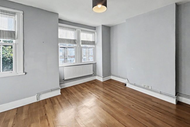 74 Dupont Road, Raynes Park, SW20 8EQ 10