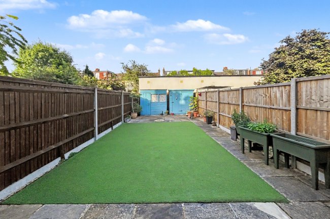 74 Dupont Road, Raynes Park, SW20 8EQ 10