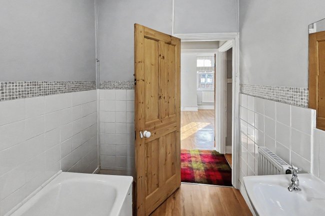 74 Dupont Road, Raynes Park, SW20 8EQ 10