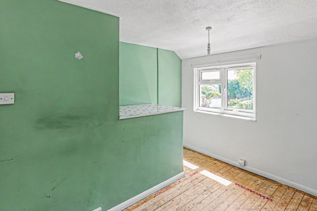 52 Southmead Crescent, Crewkerne, TA18 8DL 6