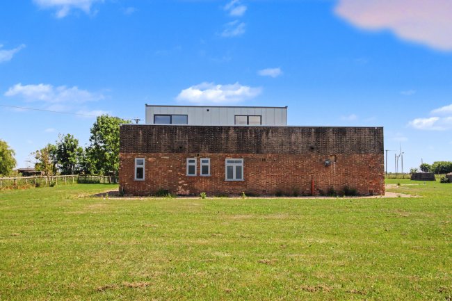 Radar House, East Guldeford, Rye, East Sussex, TN31 7FU 4