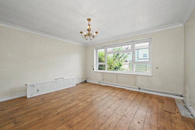 56 Abbotsbury, Bracknell, Berkshire, RG12 8QX 10