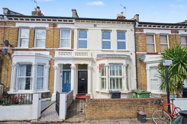 Flat B, 35 Solon Road, Brixton, London, SW2 5UU 7