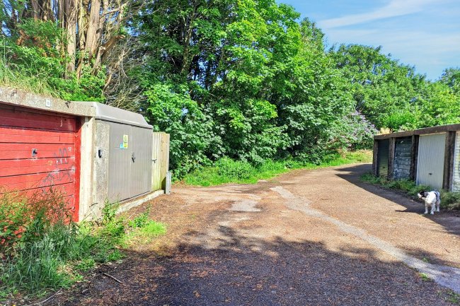 Garage 9 Manor Way, Heamoor, Penzance, TR18 3HX 2