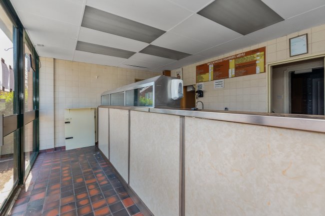 152 Connaught Road, Brookwood, Woking GU24 0AL 9