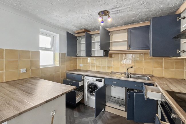 Flat 5 Archers Court, 13, Nottingham Road, Croydon CR2 6LN 6