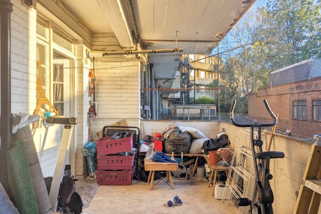Flat 22 Selwyn Court, Blackheath Village, London, SE3 9SZ 3