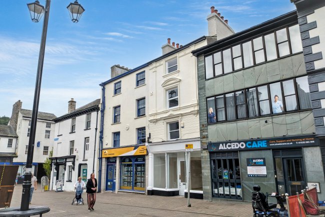 4 Market Place, Kendal, LA9 4TN 10