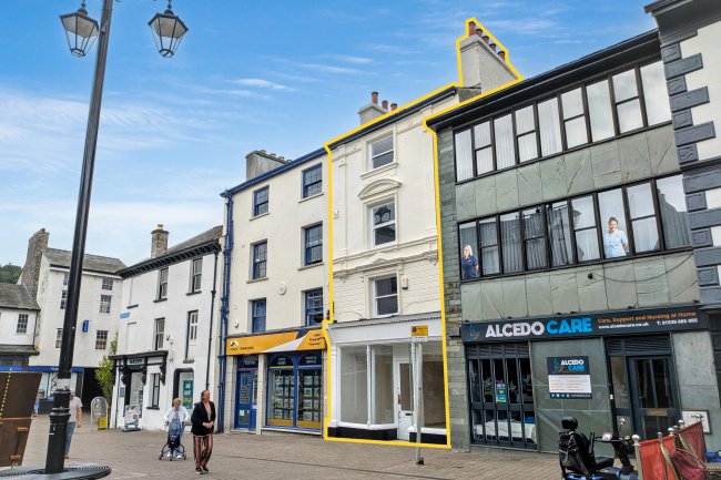 4 Market Place, Kendal, LA9 4TN 10