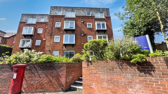 Guardian Court, New Road, Bromsgrove, B60 2JD 9