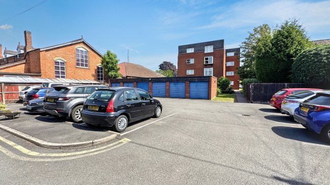 Guardian Court, New Road, Bromsgrove, B60 2JD 9