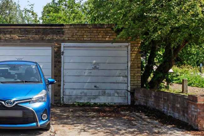 Garage 10, Arundel Close, Hampton Hill, Hampton TW12 1SW 2