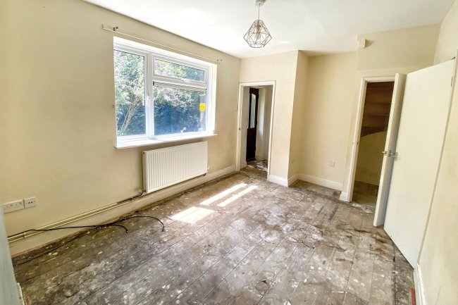 24 Kent End, Ashton Keynes, Swindon, Wiltshire, SN6 6PU 8
