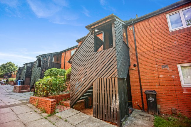 14 The Hove, Murdishaw, Runcorn, Cheshire, WA7 6ED 9