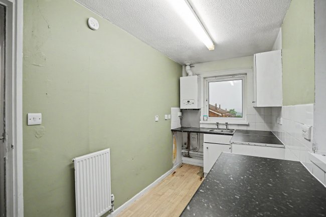 19 Highlands Drive, Stourton, Leeds, West Yorkshire, LS10 4RW 9
