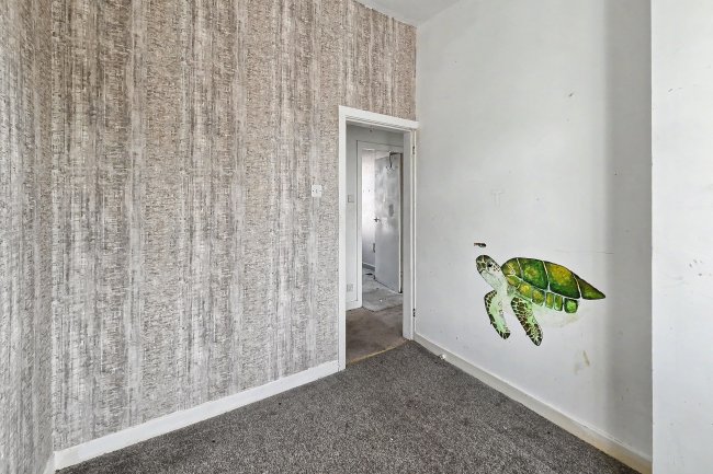 12 Mayall Street East, Oldham, OL4 3EN 7