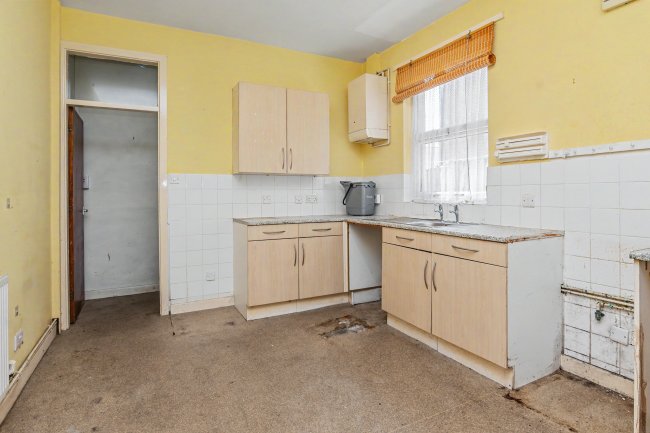 7 Chesterfield Road, Blackpool, Lancashire, FY1 2PP 7