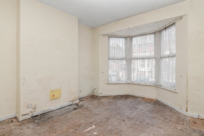 7 Chesterfield Road, Blackpool, Lancashire, FY1 2PP 7