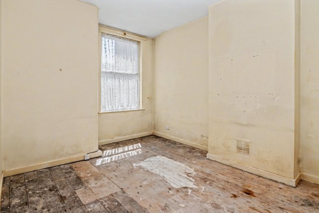 7 Chesterfield Road, Blackpool, Lancashire, FY1 2PP 7