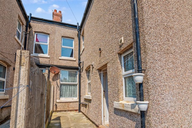 7 Chesterfield Road, Blackpool, Lancashire, FY1 2PP 7