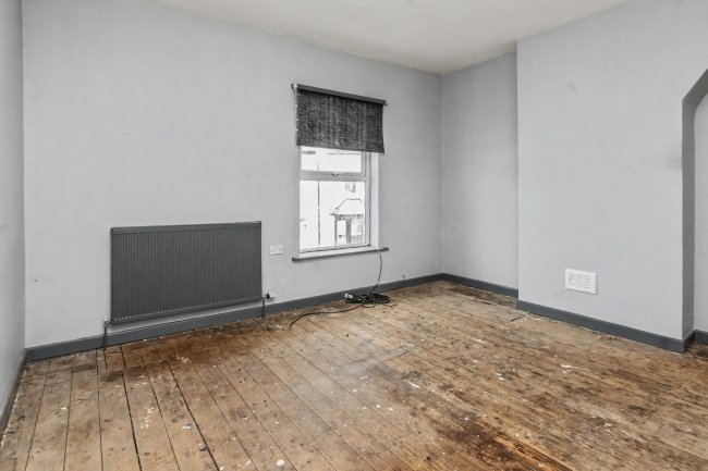 11 Belmont Avenue, Blackpool, Lancashire, FY1 4BE 8