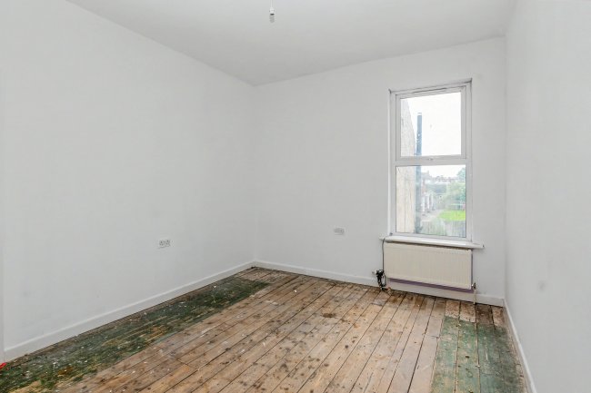 11 Belmont Avenue, Blackpool, Lancashire, FY1 4BE 8