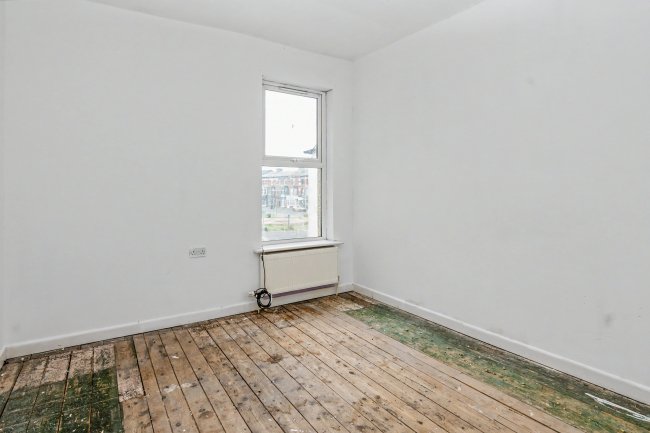 11 Belmont Avenue, Blackpool, Lancashire, FY1 4BE 8