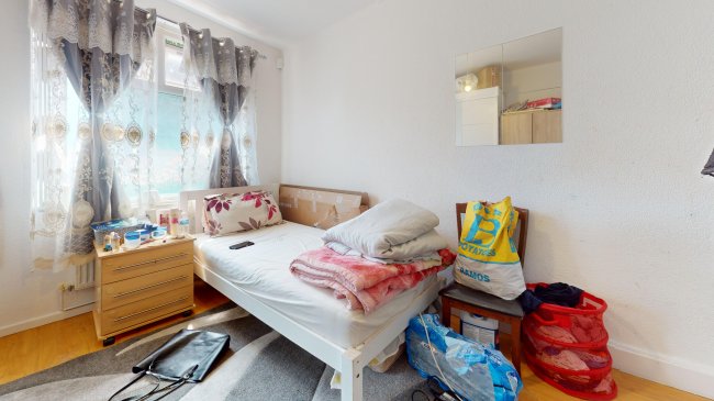 21 Vale Court, Acton, London, W3 7SA 7
