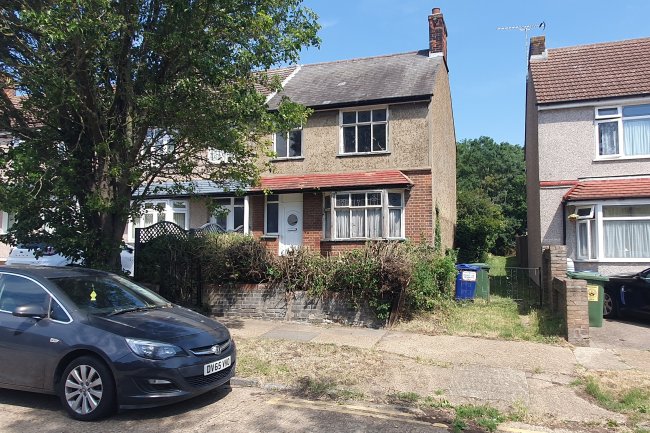 31 Rookery View, Grays, Essex, RM17 6AS 5