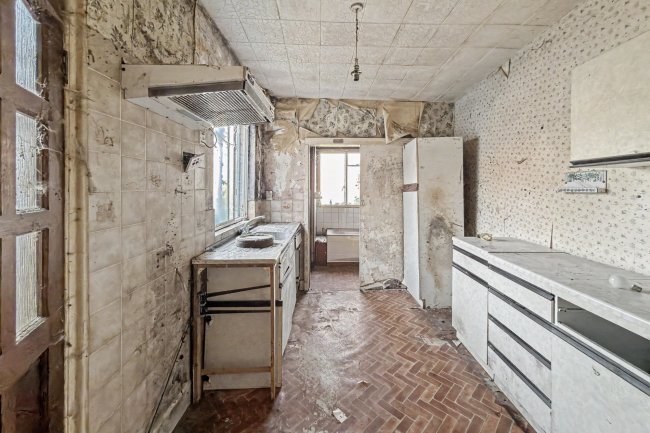 31 First Avenue, Manor Park, London, E12 6AW 7