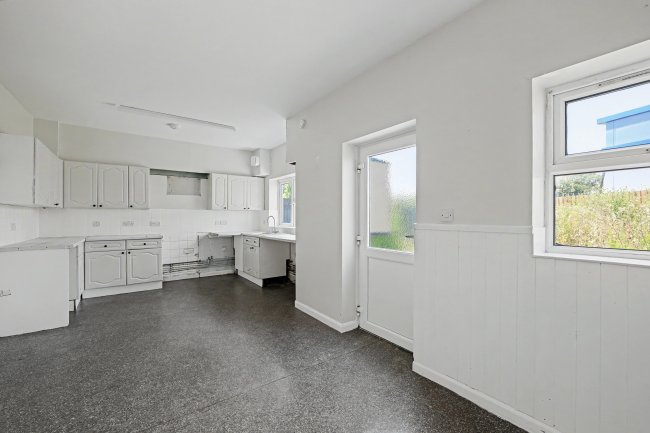 29 Radcliffe Road, Southampton, Hampshire, SO14 0PH 5