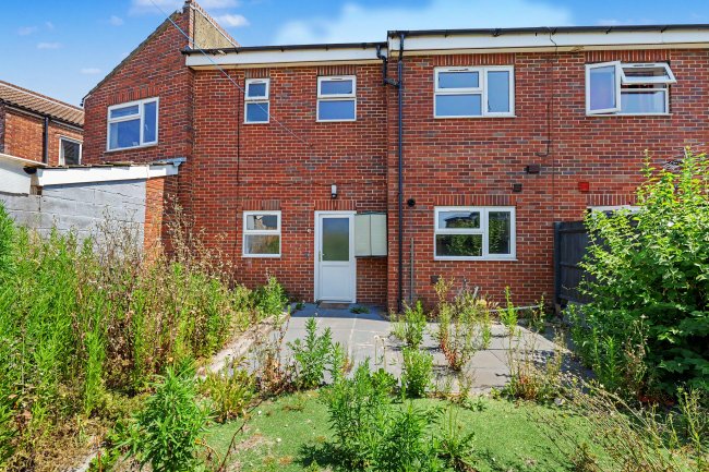 29 Radcliffe Road, Southampton, Hampshire, SO14 0PH 5