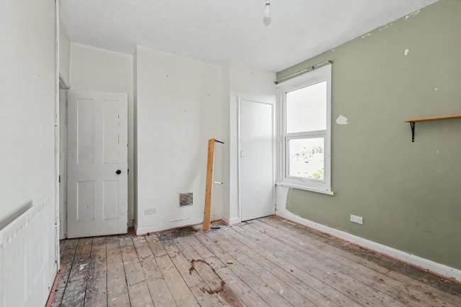 53 Edred Road, Dover, Kent, CT17 0BU 7