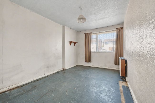 47 Nelson Gardens, Braintree, Essex, CM7 9TG 7