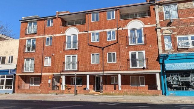 8 Elm Grove, Portsmouth, Southsea PO5 1JE 2