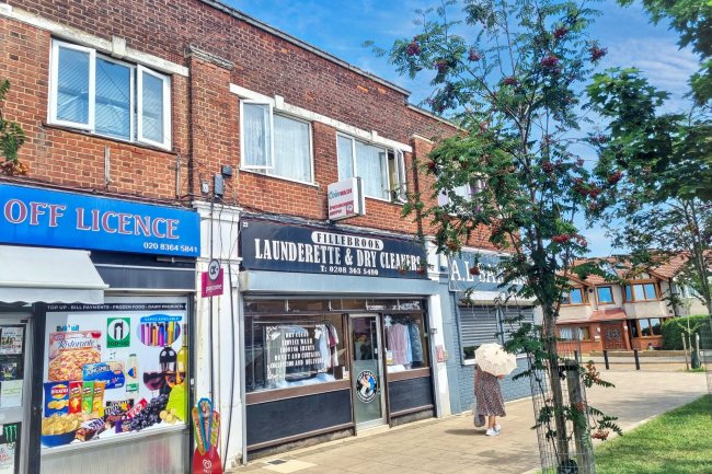 22 Fillebrook Avenue, Enfield, EN1 3BB 72