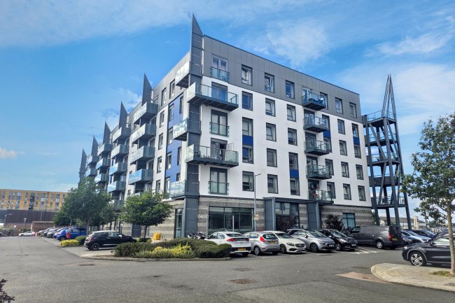 Unit 2a The Boathouse, Victory Pier, Gillingham, Kent, ME7 1FT 2