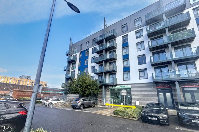 Unit 2a The Boathouse, Victory Pier, Gillingham, Kent, ME7 1FT 2