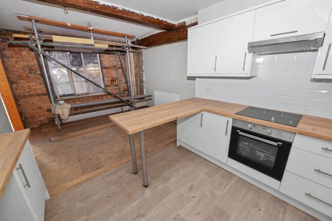 1 5 and 7 Hardings Court, Head Street, Pershore, WR10 1DL 3