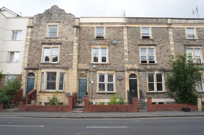 Flat 2, 43 City Road, St Pauls, Bristol, BS2 8TU 4