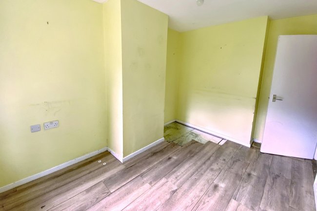 72 Poynder Road, Corsham, Wiltshire, SN13 9LZ 1