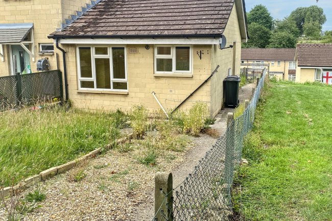 72 Poynder Road, Corsham, Wiltshire, SN13 9LZ 1