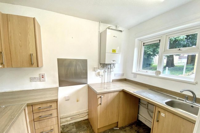 72 Poynder Road, Corsham, Wiltshire, SN13 9LZ 1