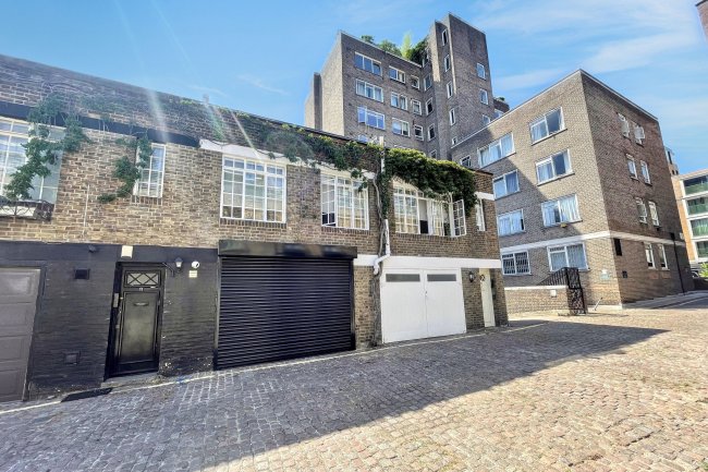 12 Connaught Close, Hyde Park Estate, London W2 2AD 10