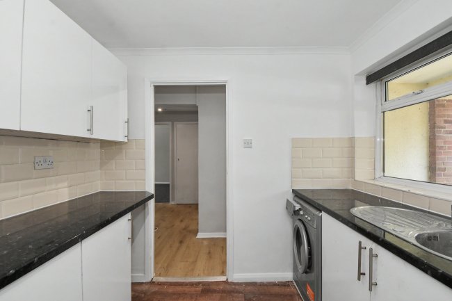 Flat 5, The Firs, Bath Road, Reading, RG1 6HN 1