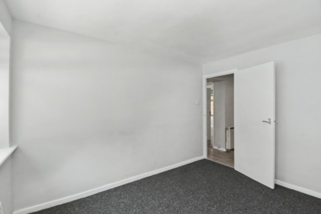 Flat 5, The Firs, Bath Road, Reading, RG1 6HN 1