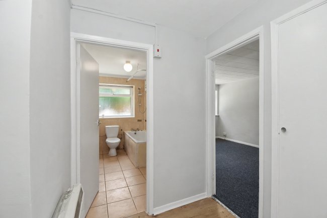 Flat 5, The Firs, Bath Road, Reading, RG1 6HN 1