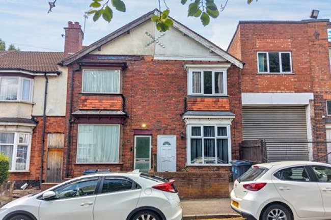 41 Wood End Ln, Erdington, Birmingham B24 8AN