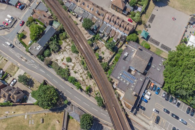 Units 1-10 Gun Lane Business Estate, Rochester, Kent, ME2 4UD 5